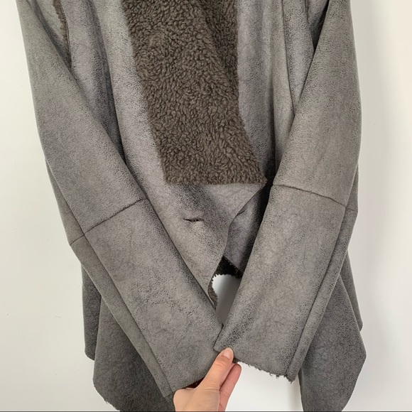 BB DAKOTA Charcoal Gray Gillian Faux Shearling/Suede Jacket - Picture 15 of 15